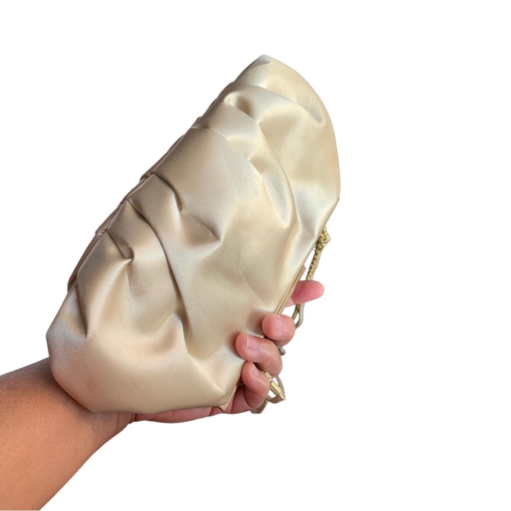 Lulu Townsend Satin Cream Clutch with Gold Chain - Picture 4 of 16